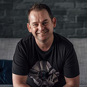 Darryn Altclass Author